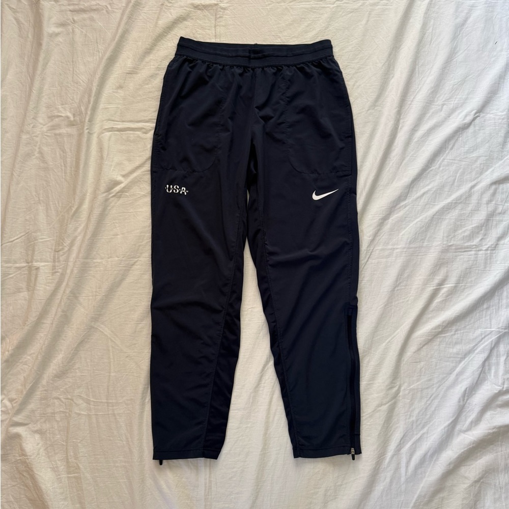 Nike Yoga team USA navy joggers Men’s M